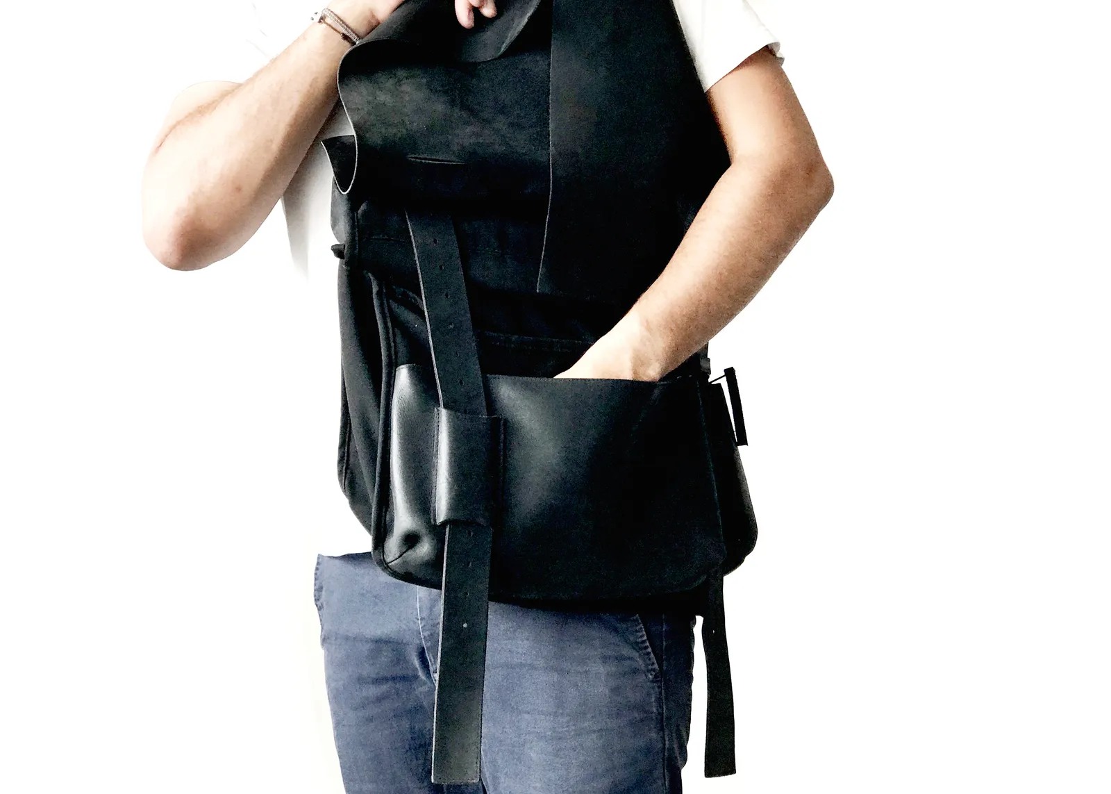 LAR BAGS, image 3 of 7